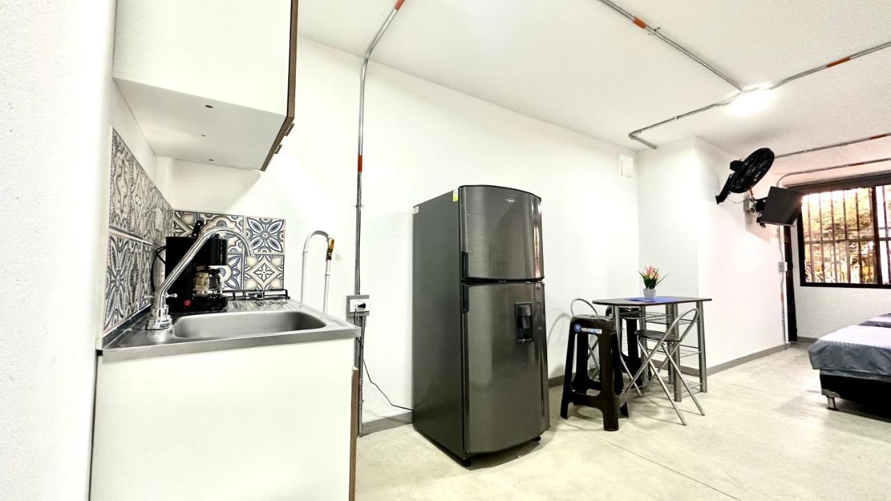 Sinu Loft Aparthotel Меделин Екстериор снимка