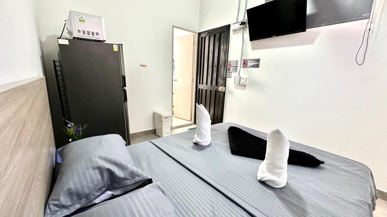 Sinu Loft Aparthotel Меделин Екстериор снимка
