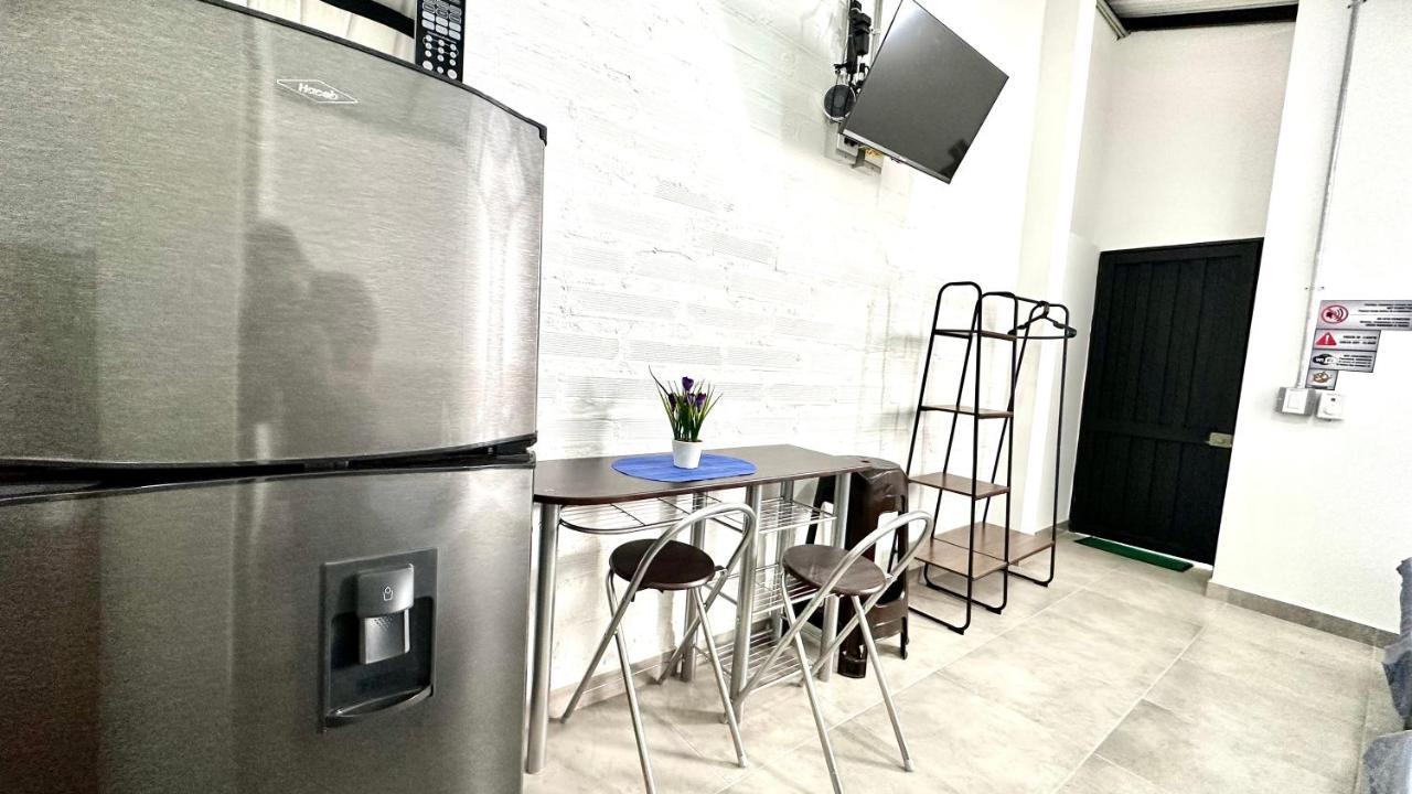 Sinu Loft Aparthotel Меделин Екстериор снимка