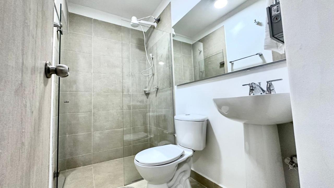 Sinu Loft Aparthotel Меделин Екстериор снимка