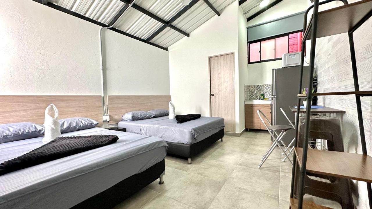 Sinu Loft Aparthotel Меделин Екстериор снимка